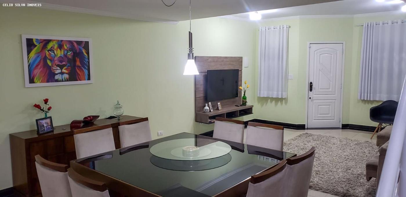 Casa, 3 quartos, 202 m² - Foto 4