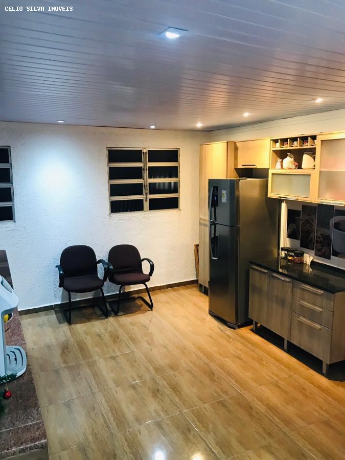 Casa, 4 quartos, 220 m² - Foto 1
