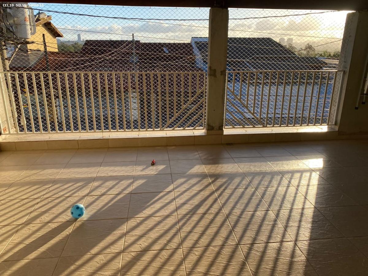 Casa, 3 quartos, 197 m² - Foto 2