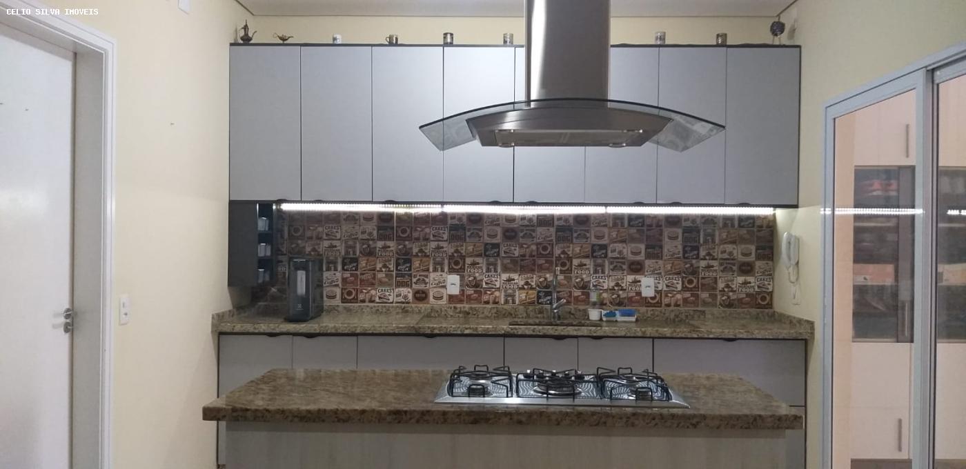 Casa, 3 quartos, 136 m² - Foto 3