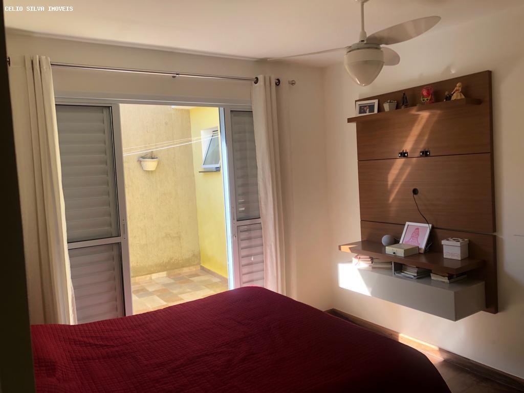 Casa, 3 quartos, 200 m² - Foto 1