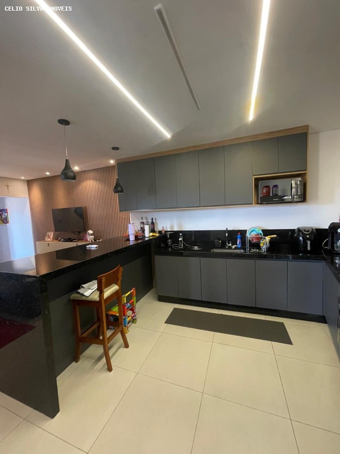 Casa, 3 quartos, 180 m² - Foto 2