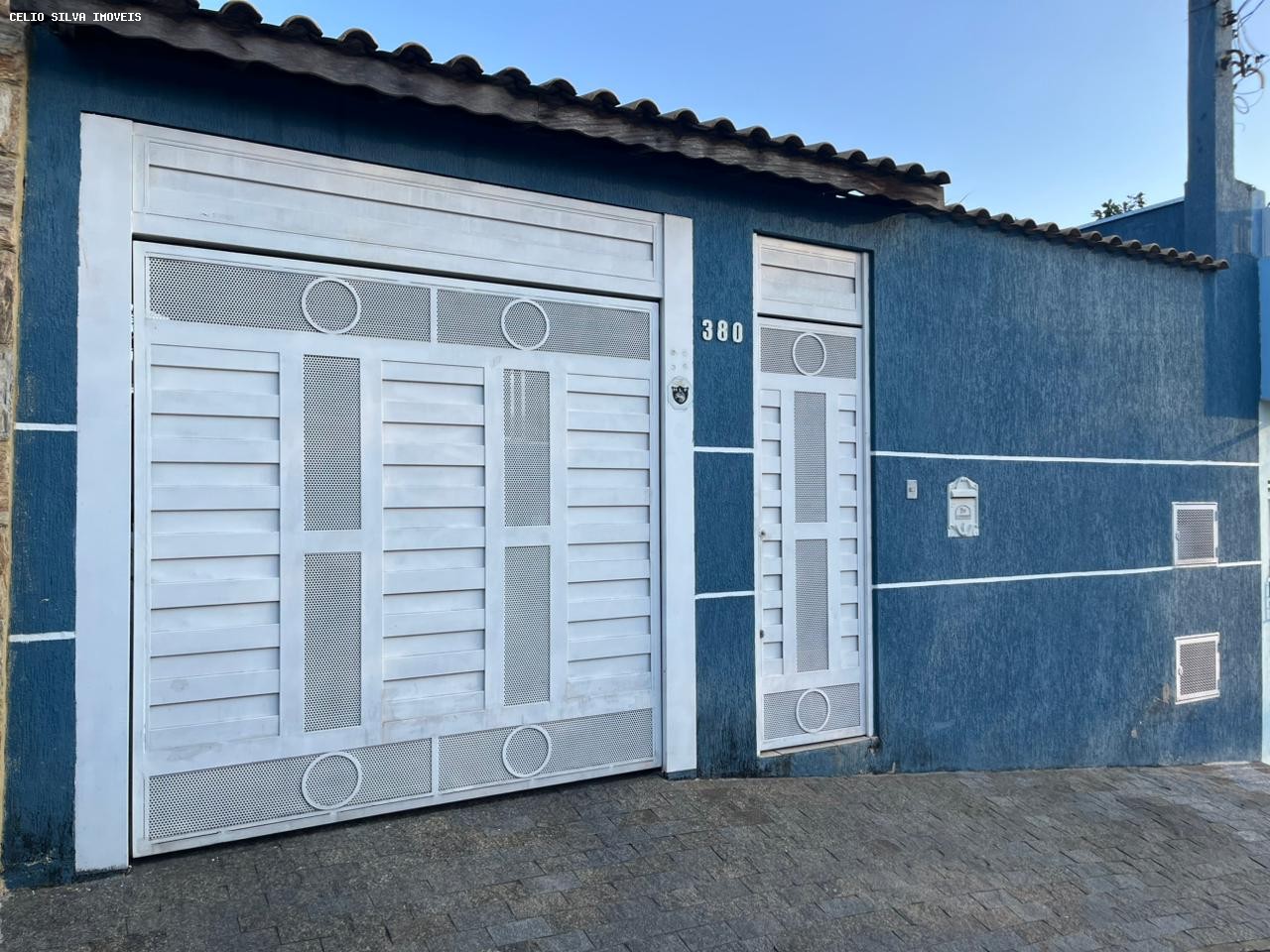 Casa, 3 quartos, 195 m² - Foto 1