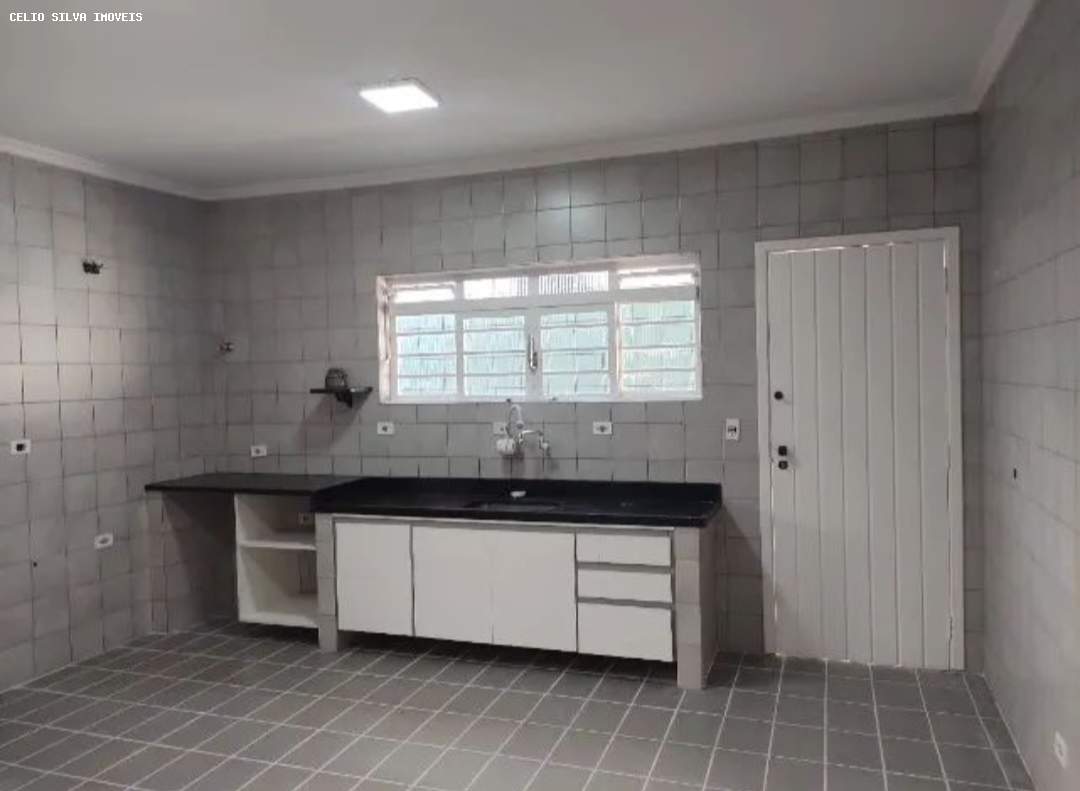 Casa, 2 quartos, 197 m² - Foto 8