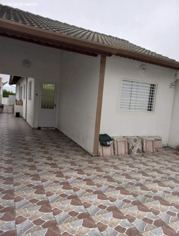 Casa, 3 quartos, 130 m² - Foto 1