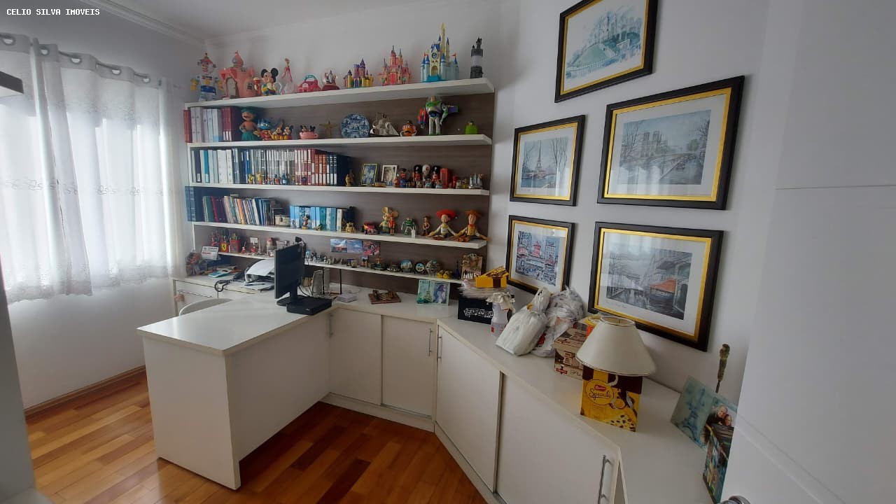 Casa, 4 quartos, 253 m² - Foto 9