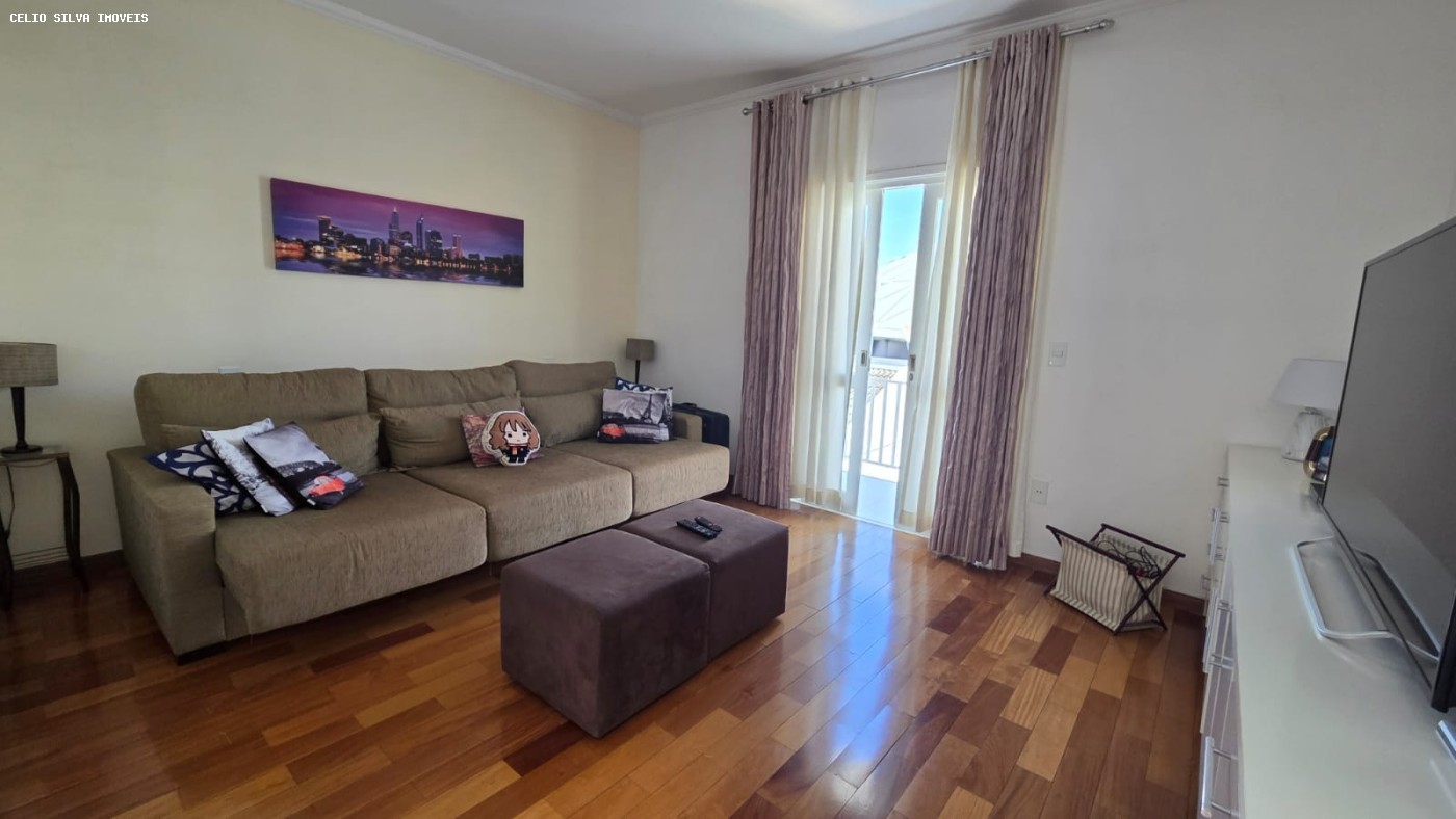 Casa, 4 quartos, 253 m² - Foto 8
