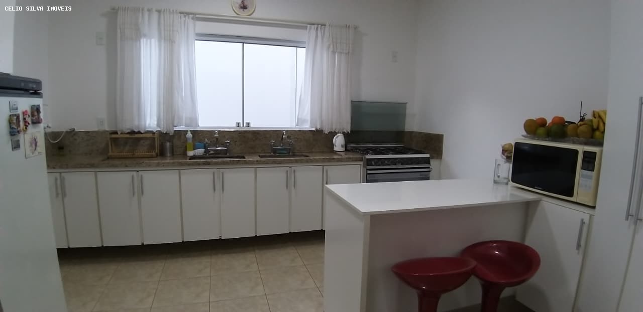 Casa, 4 quartos, 253 m² - Foto 5