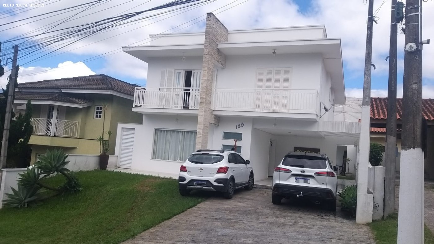 Casa, 4 quartos, 253 m² - Foto 1